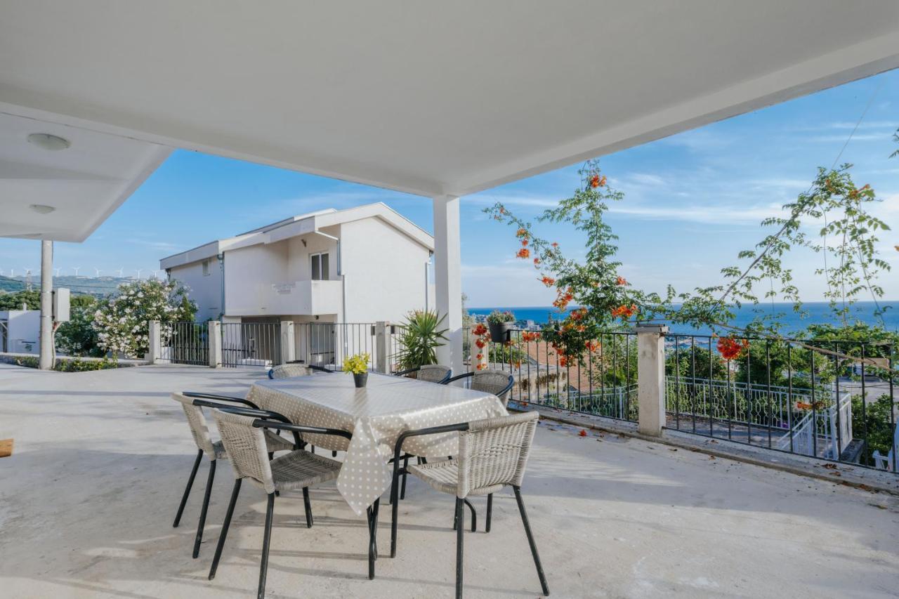 Apartmani Vittoria 巴尔 外观 照片